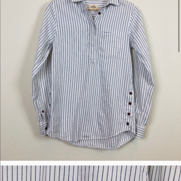 Marine Layer Women’s Dakota Popover Striped Top - Picture 2 of 2